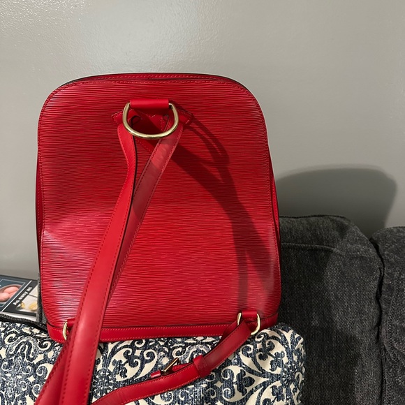 Red Epi Backpack gently used, no smells, no stains, sturdy straps. - Picture 8 of 9